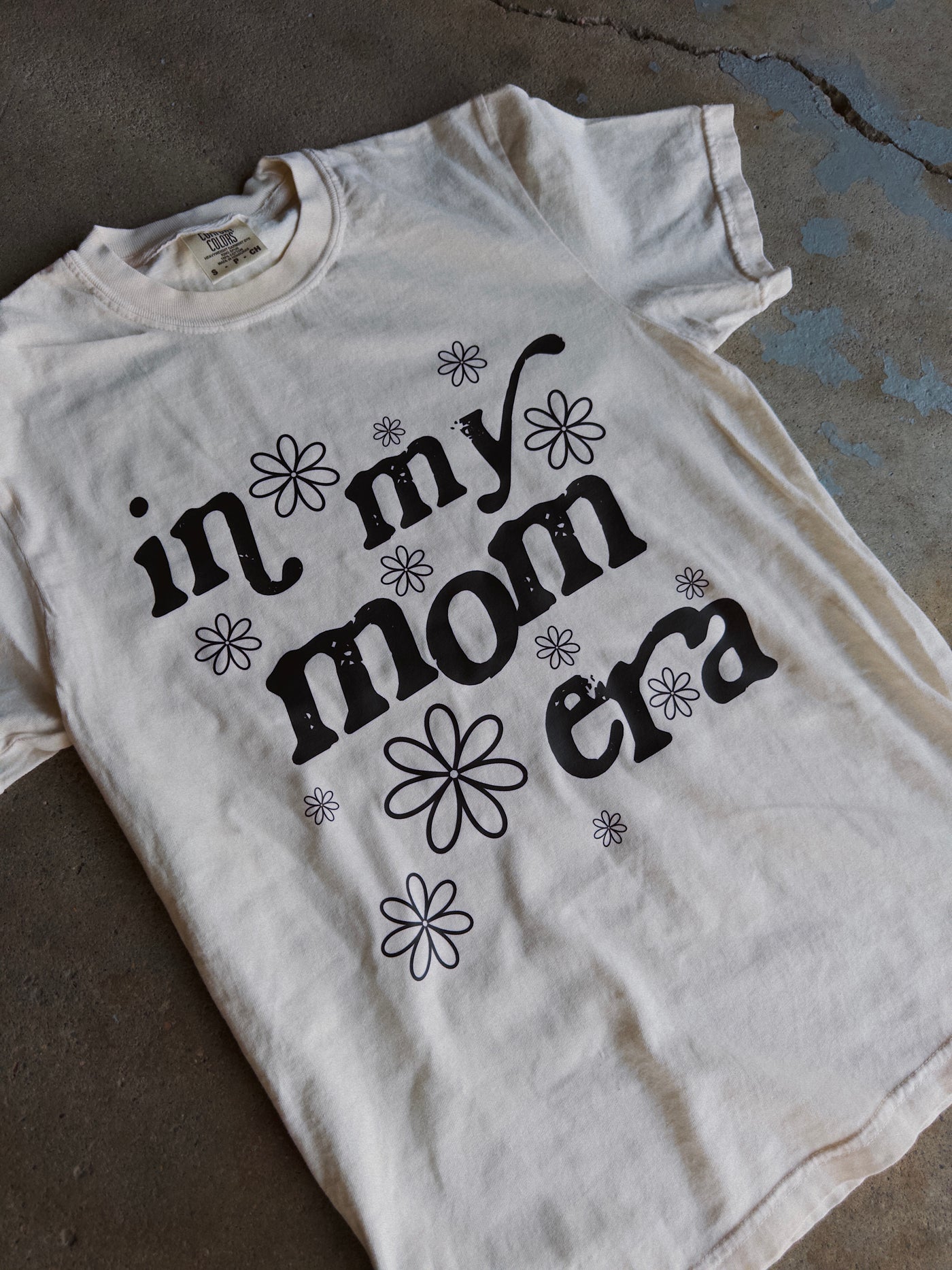 In My Mom Era Cotton Tee - Ivory