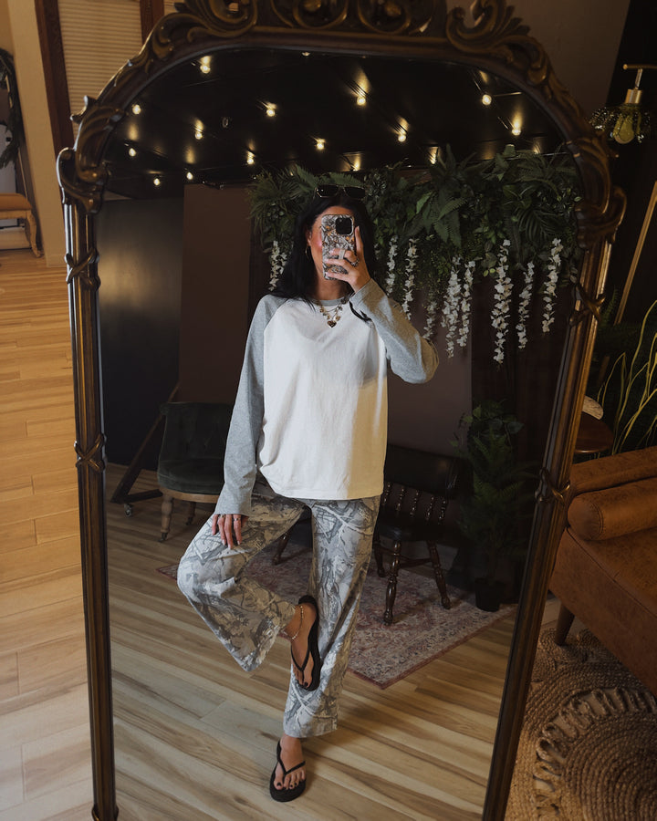 Everyday Raglan Long Sleeve - Ash/White