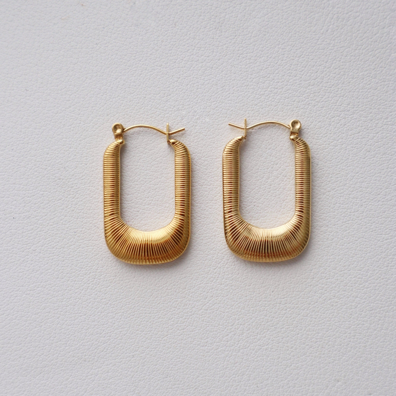 Luna Hoops - Gold