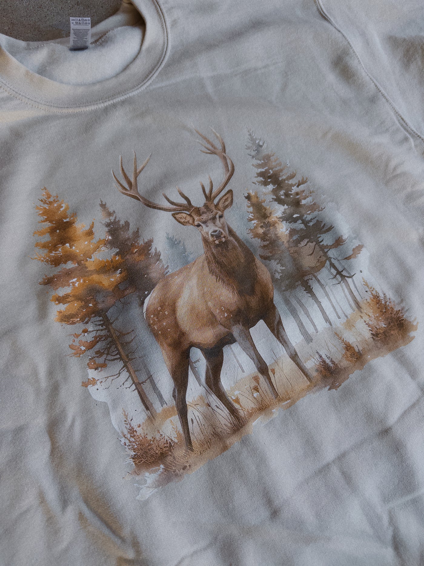 Deer Scene Sweatshirt - Sand