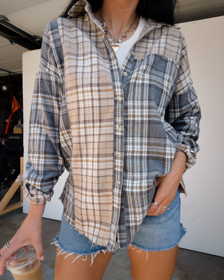 Autumn Trails Flannel - Grey/Sand