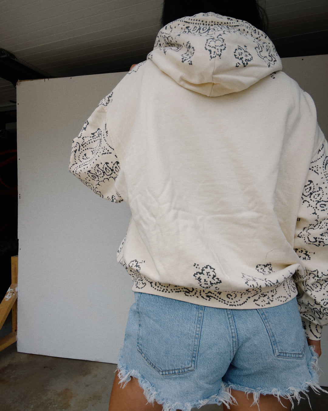 Huskers Bandana Hoodie - Cream