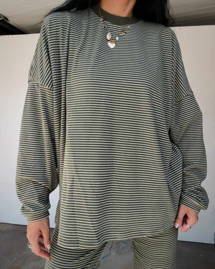 Levi Oversized Fleece Top - Olive/Cream
